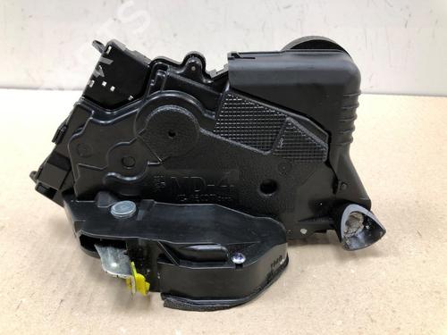 front-left-lock-toyota-yaris-_p9_-2005-2006-2007-2008-2009-2010-2011-2012-2013-2014-37213338 main image