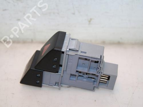 Used Warning switch SUZUKI CELERIO (LF) 1.0 (AVK310) (68 hp) 15335686