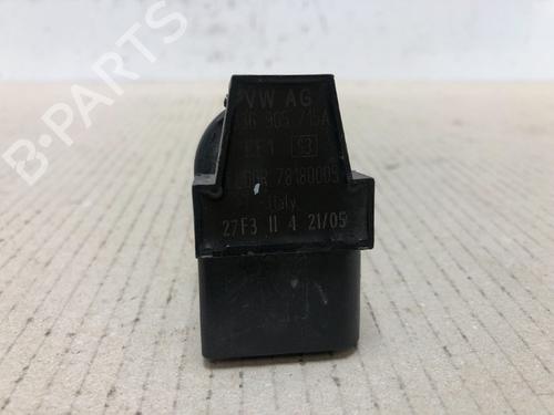 Used Ignition coil VW GOLF V (1K1) 1.4 FSI (90 hp) 15347154