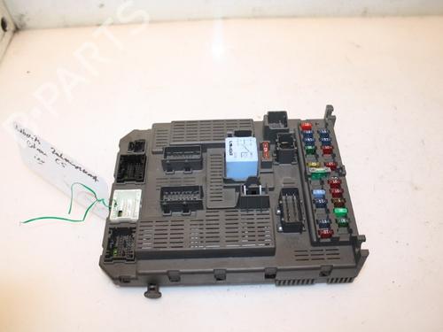 Used Fuse box Fuse box 15333237 15333237