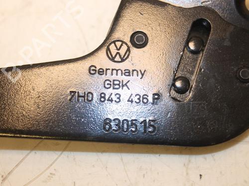Hinge/Door check strap VW TRANSPORTER T5 Van (7HA, 7HH, 7EA, 7EH) 2.0 TDI | BP15315807C146 