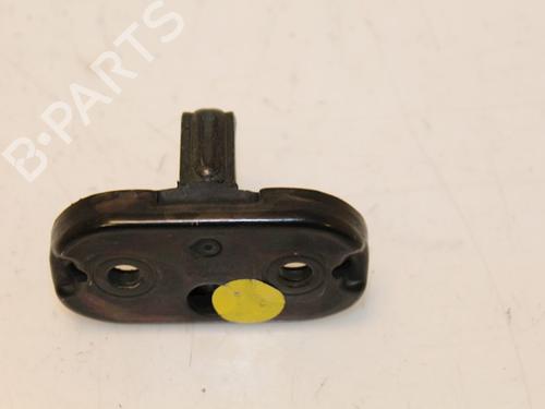 tailgate-lock-vw-polo-vi-aw1-bz1-ae1-16-tdi-2g6827517a-2g6827517b-2017-15333886 main image