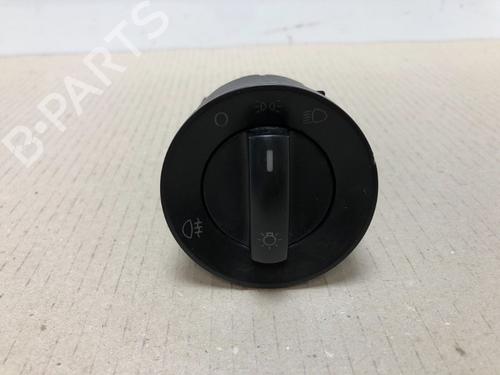 Used Headlight switch VW POLO (9N_, 9A_) 1.4 16V (75 hp) 15537094