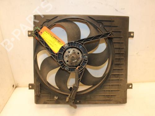 Used Radiator fan Radiator fan 15301716 15301716