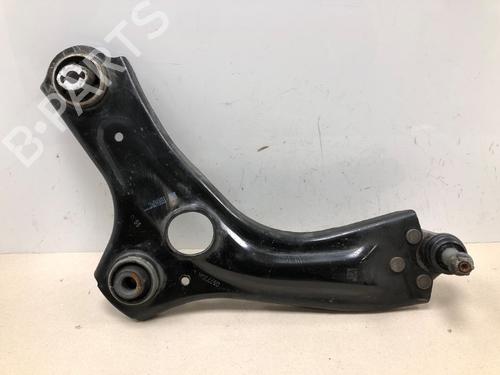 left-front-suspension-arm-nissan-juke-f16_-2019-37209476 main image