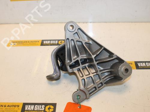 Used Gearbox mount Gearbox mount 15314992 15314992