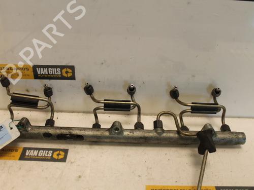 Used Injection rail OPEL OMEGA B Estate (V94) 2.5 DTI (F35, M35, P35) (150 hp) 15297538