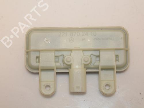 Used Tailgate handle Tailgate handle 15320827 15320827