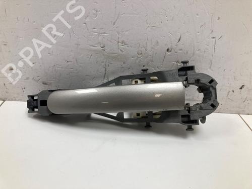 Used Front left exterior door handle Front left exterior door handle 37213885 37213885