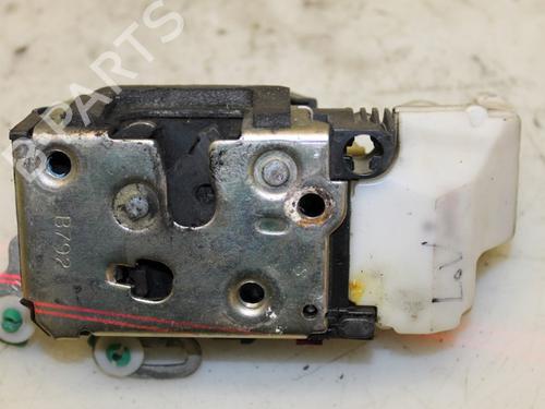 Used Front left lock Front left lock 15302360 15302360