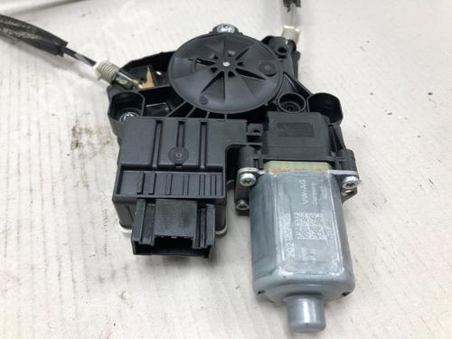 Front left window mechanism VW T-CROSS (C11, D31) 1.0 TSi | BP37207509C22 - Image 5