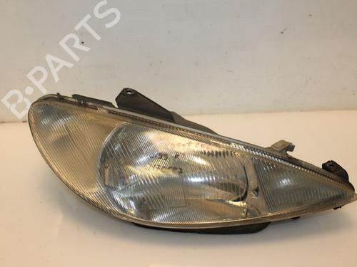 Used Right headlight PEUGEOT 206 Hatchback (2A/C) 1.4 i (75 hp) 15322271