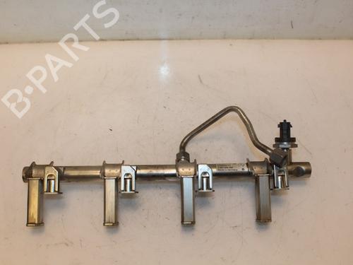 Used Injection rail Injection rail 15829416 15829416