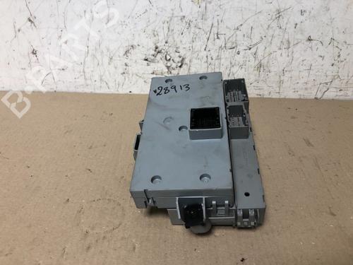 Used Fuse box Fuse box 16075447 16075447