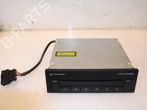 Used Electronic module VW TOURAN (1T1, 1T2) 2.0 TDI 16V (140 hp) 15331927