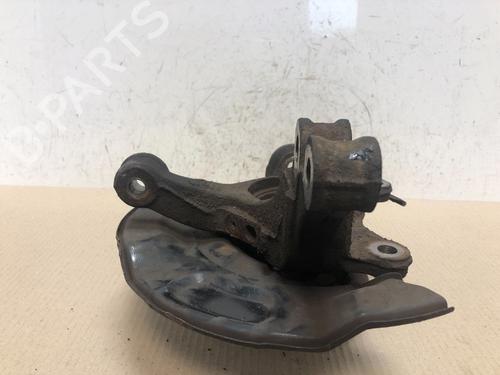 Used Right front steering knuckle TOYOTA YARIS (_P9_) 1.3 VVT-i (SCP90_, SCP90R) (87 hp) 15344379