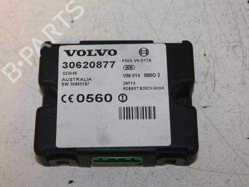 Used Electronic module VOLVO V40 Estate (645) 1.9 DI (115 hp) 15307810