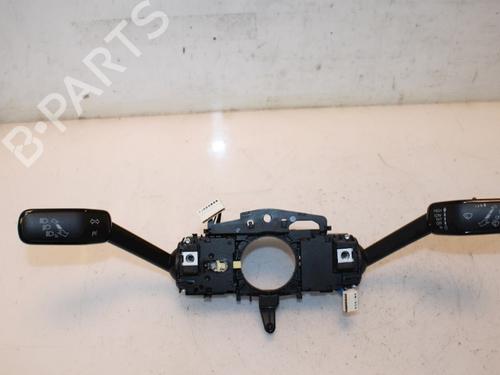 Used Steering column stalk VW TOURAN (5T1) 1.6 TDI (115 hp) 15332588