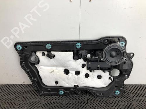 Used Front left panel Front left panel 37205509 37205509