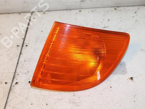 Used Left front indicator MERCEDES-BENZ VITO Bus (W638) 110 CDI 2.2 (638.194) (102 hp) 15306902