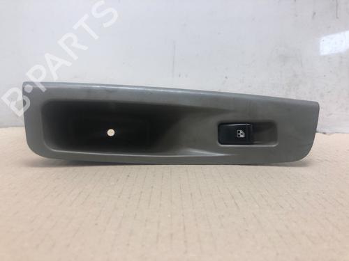 Commutateur DAEWOO NUBIRA Saloon (J200) 1.8 (122 hp) 15534949