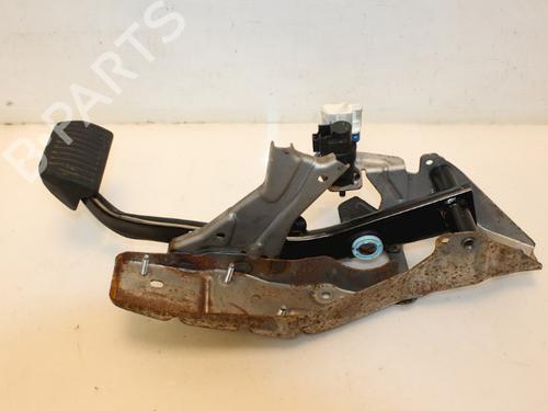 Pedal freno VOLVO V60 I (155) 1.6 DRIVe (114 hp) 3134100