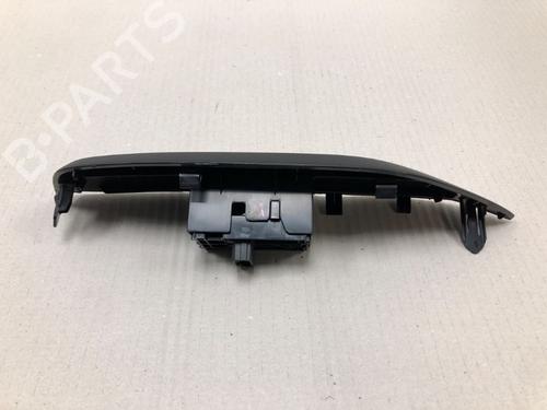 Switch TOYOTA YARIS (_P21_, _PA1_, _PH1_) 1.5 Hybrid (MXPH10, MXPH11) | BP37211913I30 - Image 4