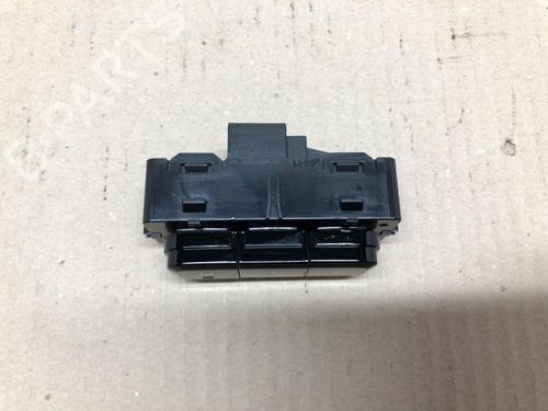 Switch POLESTAR POLESTAR 2 (534) EV | BP16296597I30 - Image 5