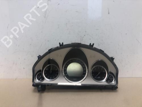 Used Instrument cluster Instrument cluster 17375993 17375993