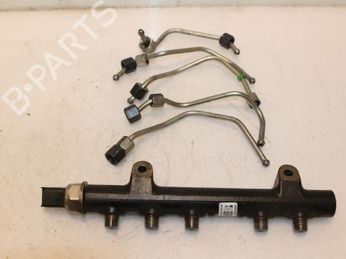 Used Injection rail Injection rail 16183486 16183486