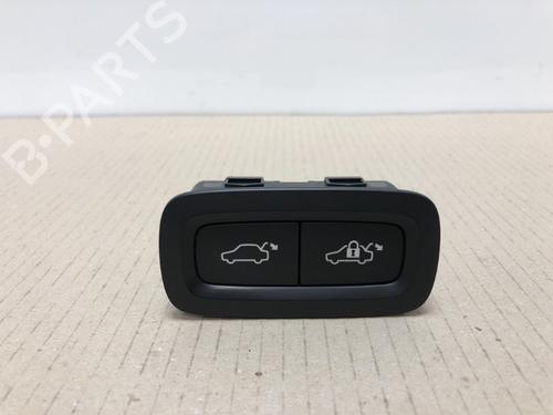 andre-lynk-co-01-phev-8888780750-31674801-dr7tak0r-2017-15347896 main image