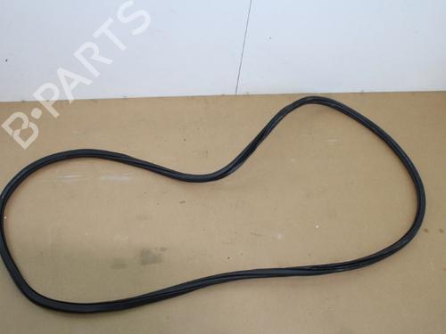 Türkonturgummi für VW TOURAN (5T1) 1.8 TSI (180 hp) 15327774
