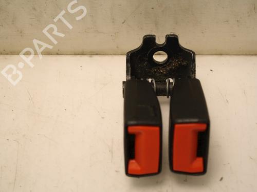 Used Seat buckle FORD FOCUS III Turnier 1.6 TDCi ECOnetic (105 hp) 15336520