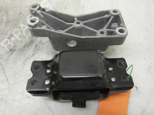 Used Engine mount Engine mount 15301474 15301474