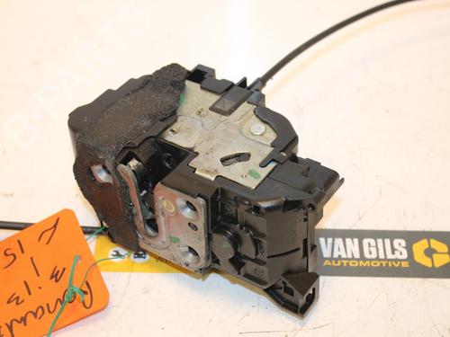 Used Rear left lock RENAULT MEGANE III Grandtour (KZ0/1) 1.5 dCi (KZ09, KZ0D, KZ1G, KZ29, KZ14, KZ1W, KZ10, KZ1F,... (110 hp) 15311760