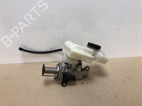 Used Brake master cylinder Brake master cylinder 17376798 17376798