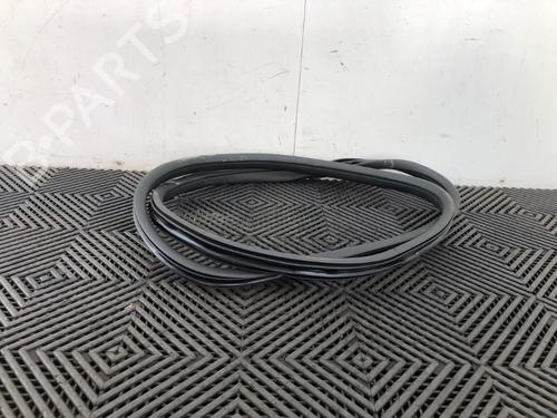 Used Rubber door seal MERCEDES-BENZ GLE Coupe (C292) AMG 63 S 4-matic (292.375) (585 hp) 16399773