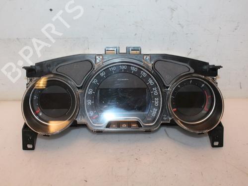 Used Instrument cluster Instrument cluster 15328913 15328913
