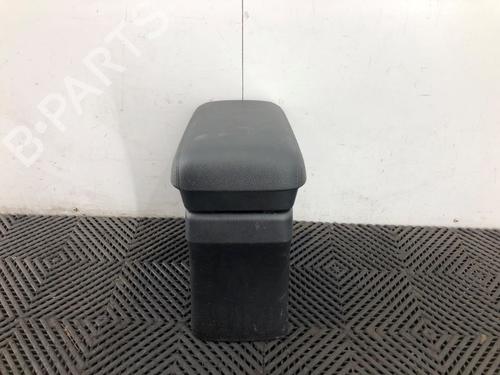 Used Armrest / Center console Armrest / Center console 37205013 37205013