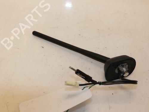 Antenne/Base MITSUBISHI MIRAGE / SPACE STAR VI Hatchback (A0_A) 1.0 (A05A) (71 hp) 15325859