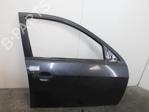 Used Right front door FORD MONDEO III Turnier (BWY) 2.0 16V TDDi / TDCi (115 hp) 15312867