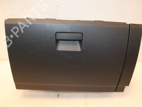 Used Glove box Glove box 15333818 15333818