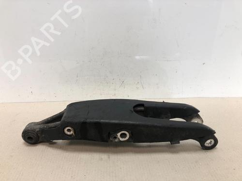 Venstre bagtil bærearm MERCEDES-BENZ E-CLASS (W211) E 270 CDI (211.016) (177 hp) 15535802
