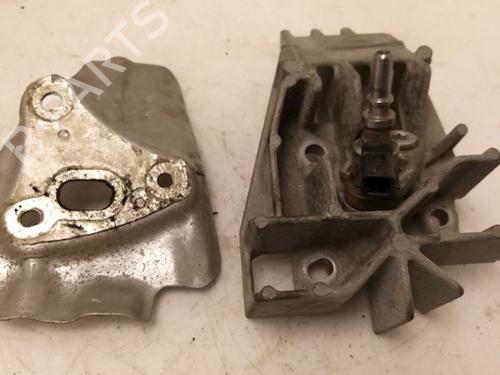 Used Engine mount RENAULT CLIO III (BR0/1, CR0/1) 1.5 dCi (88 hp) 15340872