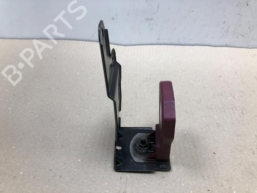 antennabase-audi-a3-limousine-8vs-8vm-2013-2014-2015-2016-2017-2018-2019-2020-2021-37203727 main image