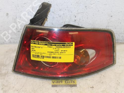 Used Right taillight Right taillight 15306067 15306067