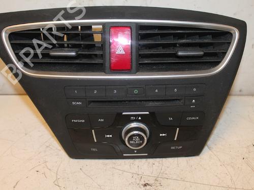 Used Radio Radio 15307685 15307685