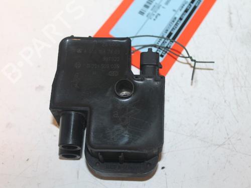 Used Ignition coil MERCEDES-BENZ S-CLASS (W220) S 320 (220.065, 220.165) (224 hp) 15307849