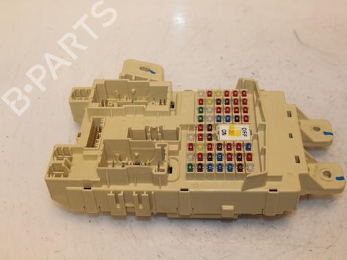 Used Fuse box Fuse box 15328767 15328767