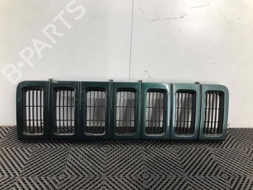 Used Grille JEEP GRAND CHEROKEE I (ZJ, ZG) 5.2 i 4x4 (ZJ) (215 hp) 22904924